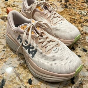 HOKA -Bondi 8 size 8.5 B